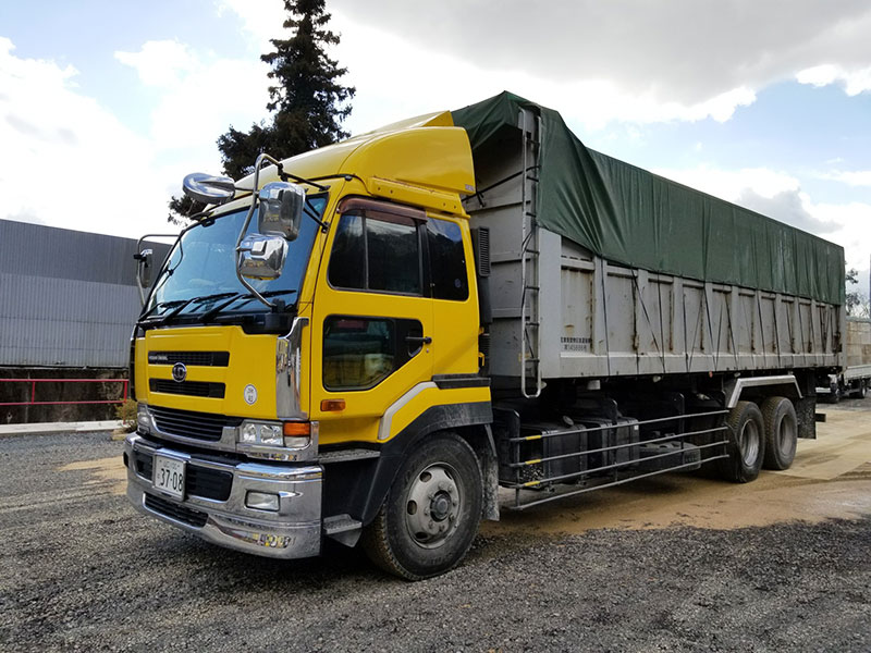 山口県宇部市のリサイクル推進企業株式会社エコルは特別管理産業廃棄物収集運搬として解体工事等から発生するアスベストの収集運搬作業を行います。